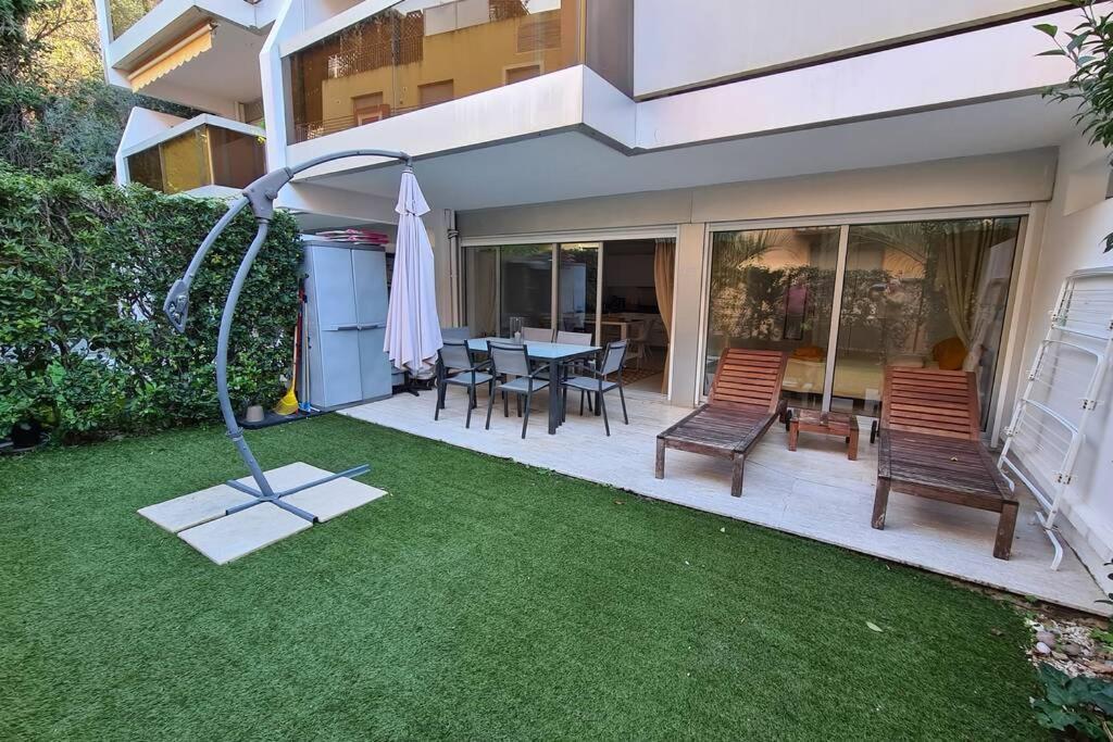 Le Lodge, T2 Classe 3 Etoiles Avec Jardin, Parking, Piscine & Mer A 2 Pas Menton Exteriér fotografie