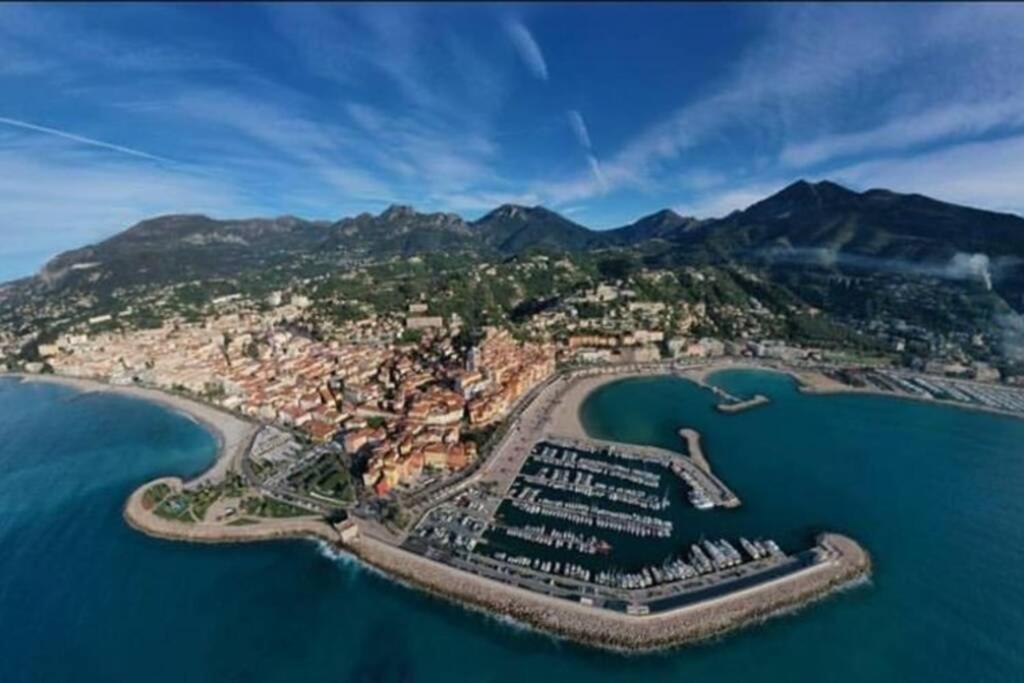 Le Lodge, T2 Classe 3 Etoiles Avec Jardin, Parking, Piscine & Mer A 2 Pas Menton Exteriér fotografie